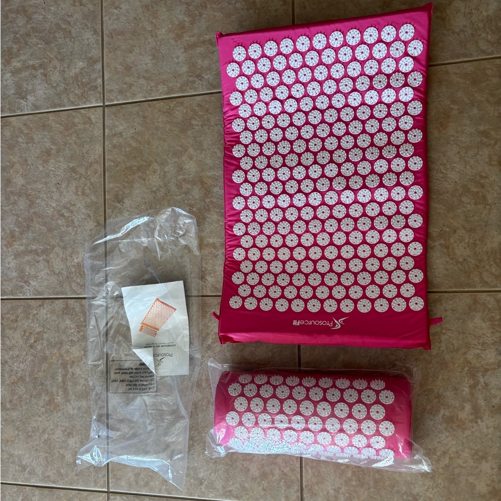 Acupressure Mat and Pillow Set - Pink